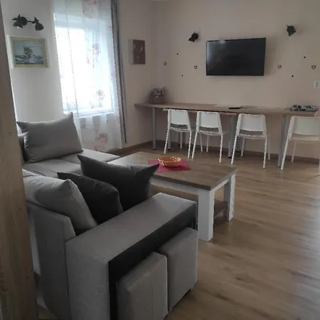 Apartment Greg